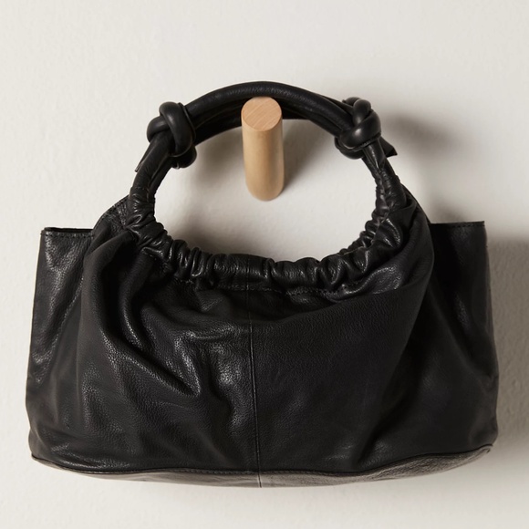 Free People Head Over Heels Crossbody in Black NWT - Picture 3 of 9